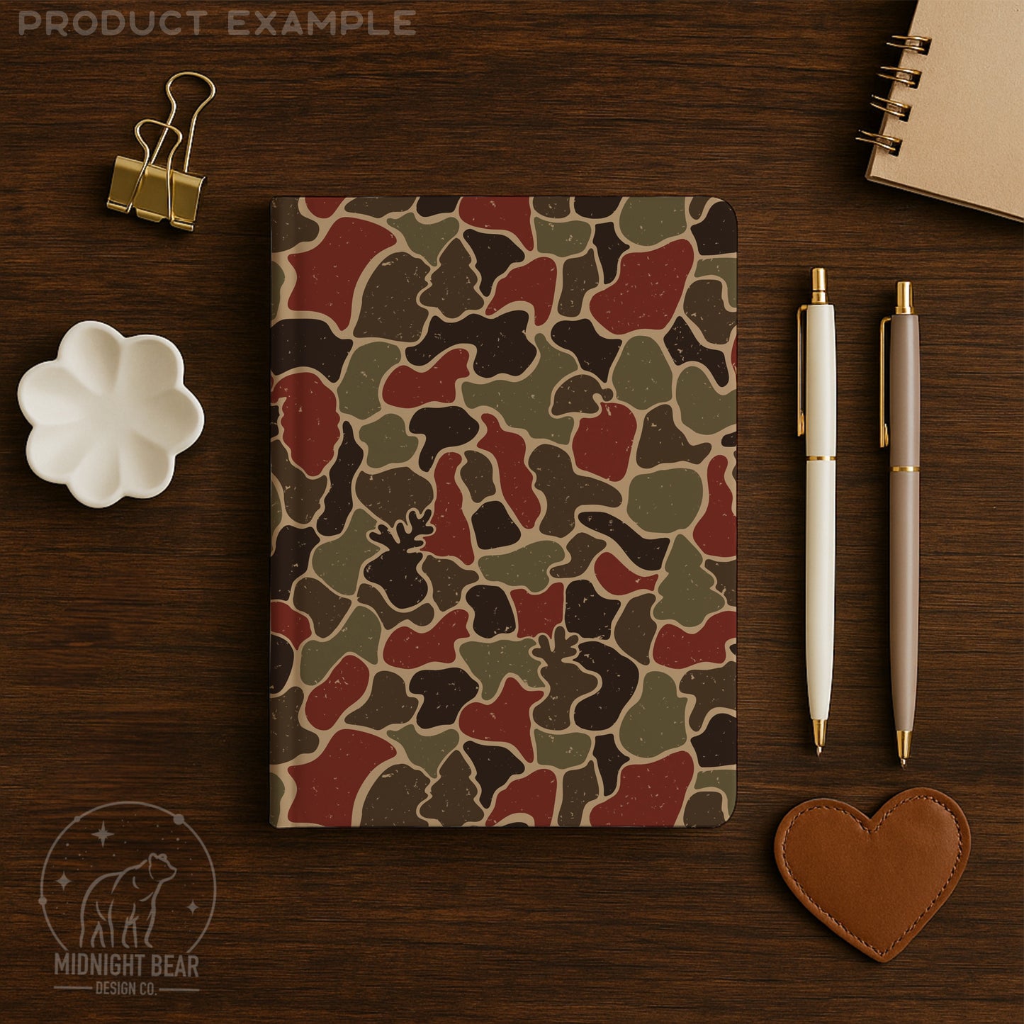 Rustic Barn Red Christmas Camo Seamless Pattern