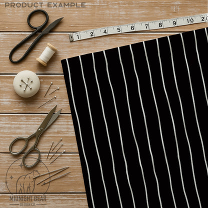 Black &White Wavy Stripe Seamless Pattern